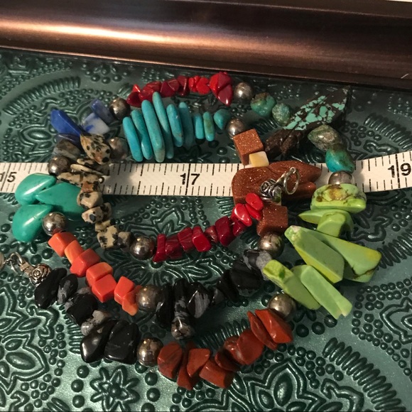 Southwest Mixed Semiprecious Stone Carved Bead Variety 17”L Necklace EVC - Picture 4 of 6